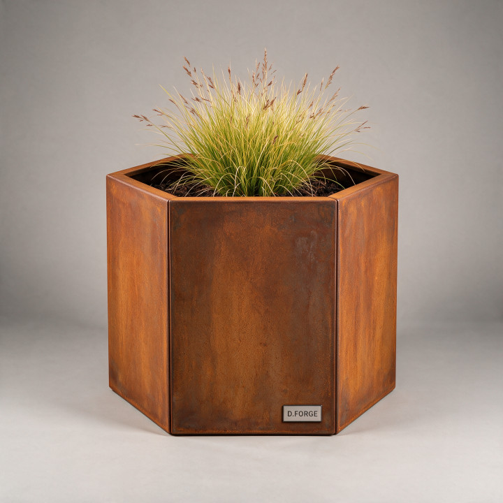 Jardinière en acier Corten - Hexagone - Ø 60×60 cm, vue d'ensemble sur fond blanc